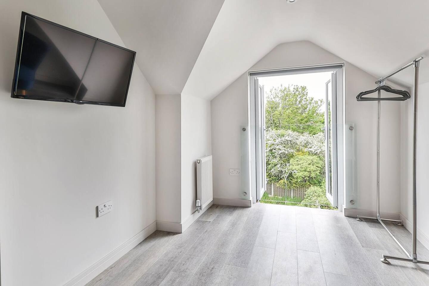 Newly Renovated 3 Bed 2 Bath Apartment & Parking Sheffield Exterior foto